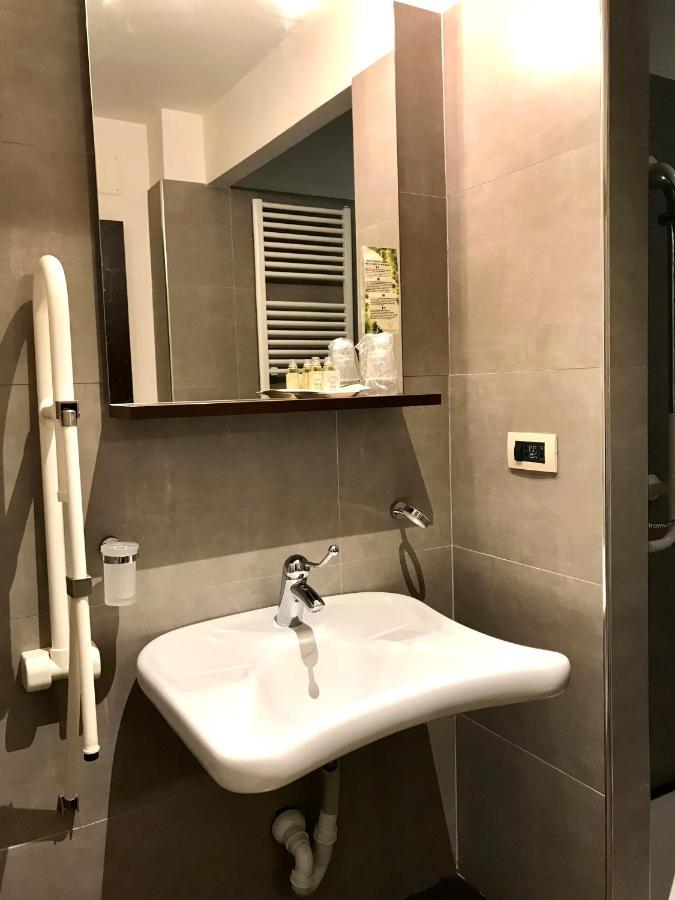 Residence Diamanterosso テルニ エクステリア 写真