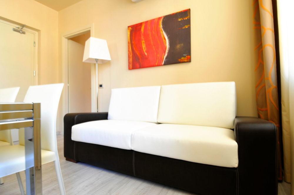 Residence Diamanterosso テルニ エクステリア 写真