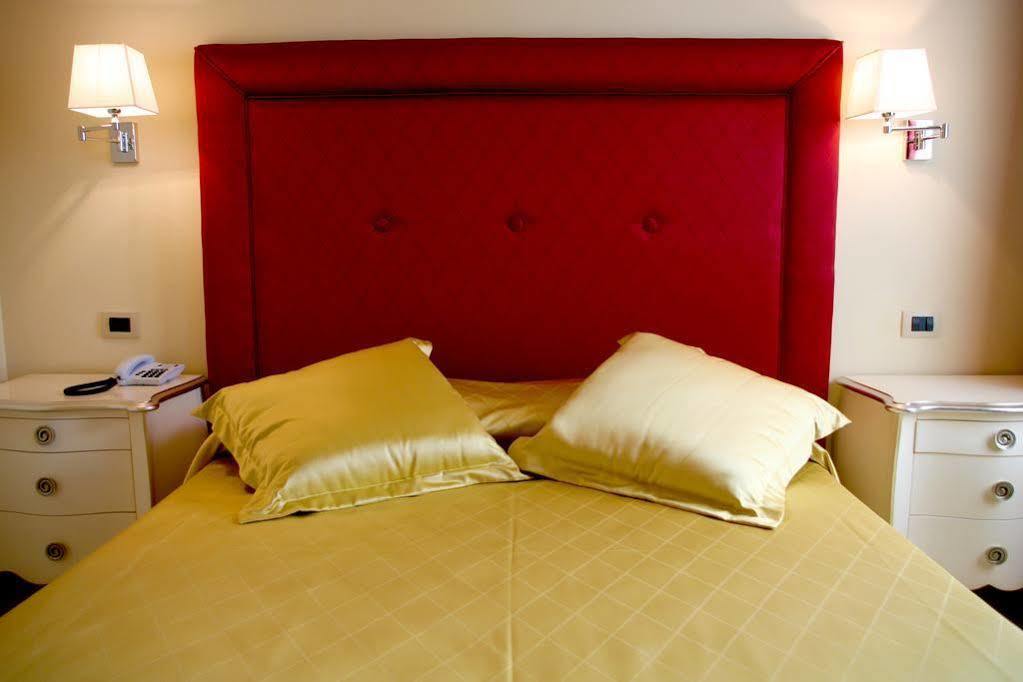 Residence Diamanterosso テルニ エクステリア 写真